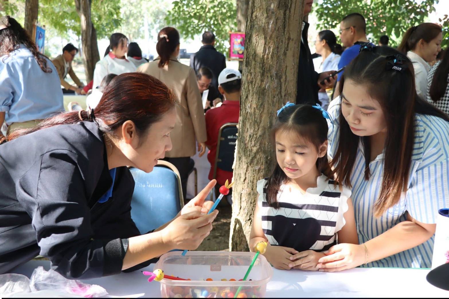 title - ศูนย์ส่งเสริมและพัฒนาอาชีพเสริมนอกภาคการเกษตร (ศูนย์ศิลปาชีพ บางไทรฯ (เดิม)) จัดงานวันเด็กแห่งชาติ ประจำปี 2569  